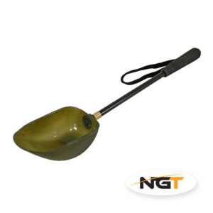 Комплект лопатка с дръжка за захранване NGT